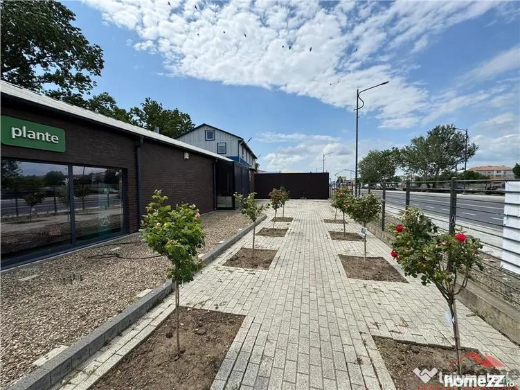 Spațiu comercial, de 200 mp, în Central