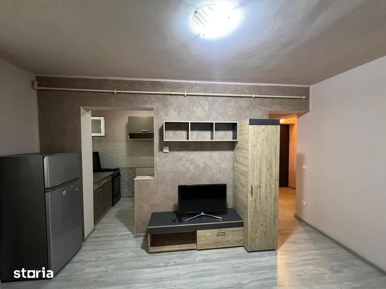 Apartament cu 2 camere în Micro 14