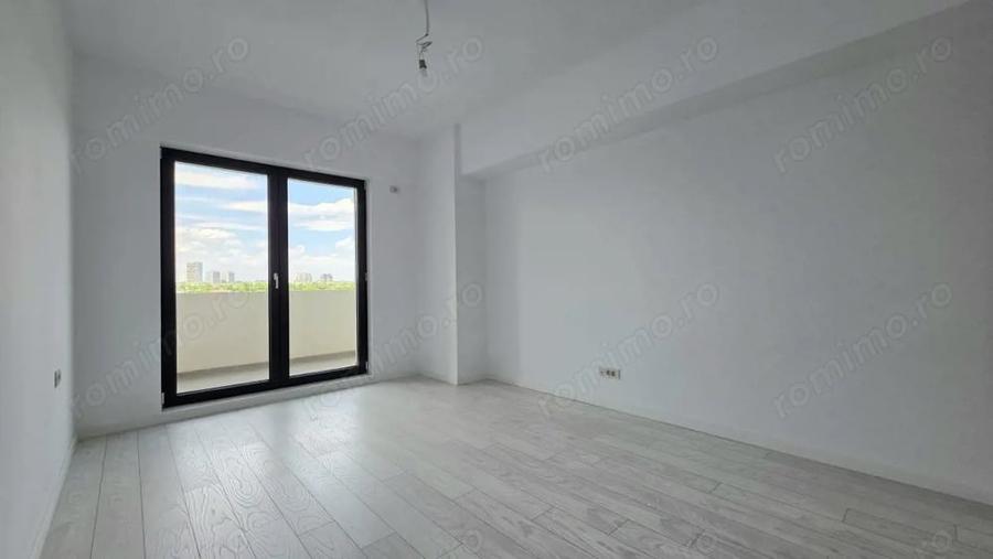 Apartament cu 3 camere semidecomandat în Fundeni