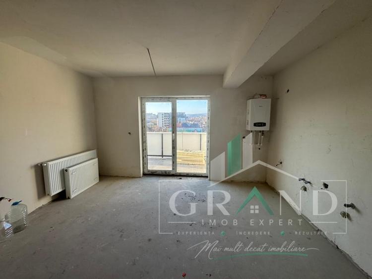 Apartament cu 2 camere semidecomandat în Dâmbul Rotund