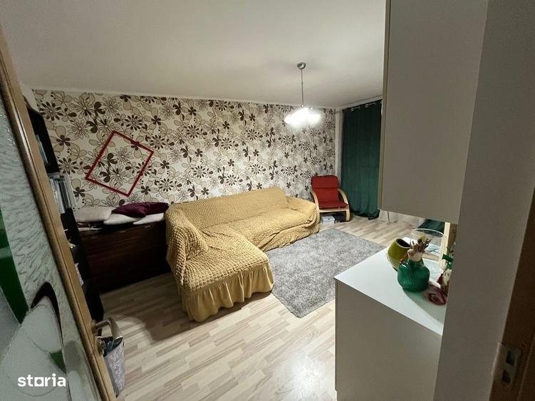 Apartament 3 camere -Zona Sud - 70 mp - 78000 euro negociabil - 4
