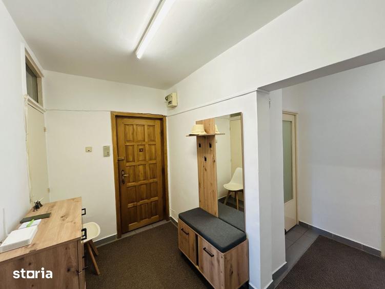 Apartament cu 3 camere decomandat în Terezian