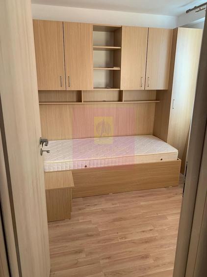 Casă cu 4 camere cu Teren 125 Mp în Valea Oltului