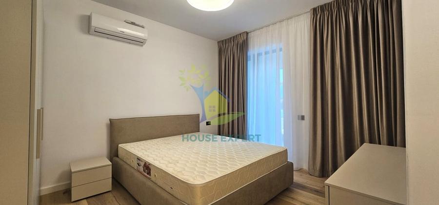 Apartament cu 3 camere semidecomandat, mobilat în Aviației