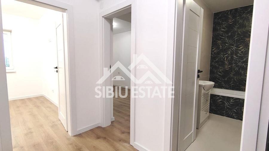 Apartament cu 3 camere decomandat în Sud-Vest