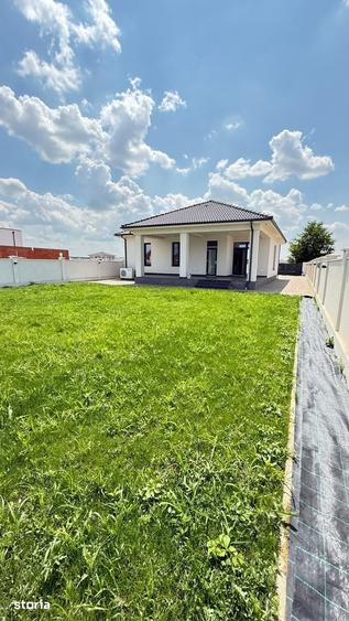 Casă cu 4 camere cu Teren 566 Mp în Central