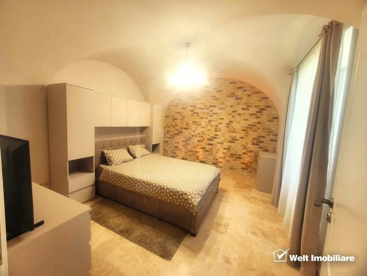 ULTRACENTRAL apartament 2 camere, renovat lux - 1