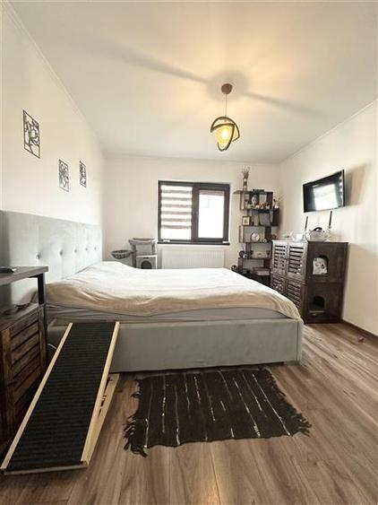 Casă individuală cu 4 camere cu Teren 690 Mp în Corbu