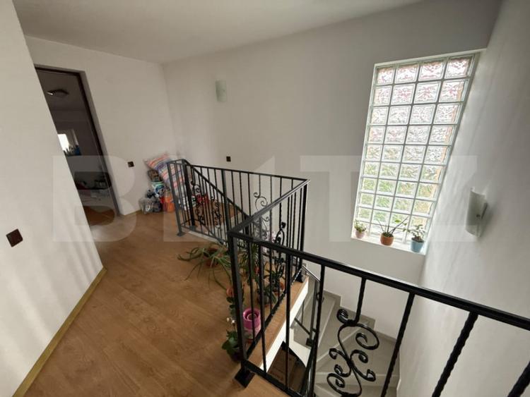 Casă cu 4 camere cu Teren 950 Mp în Mihai Bravu
