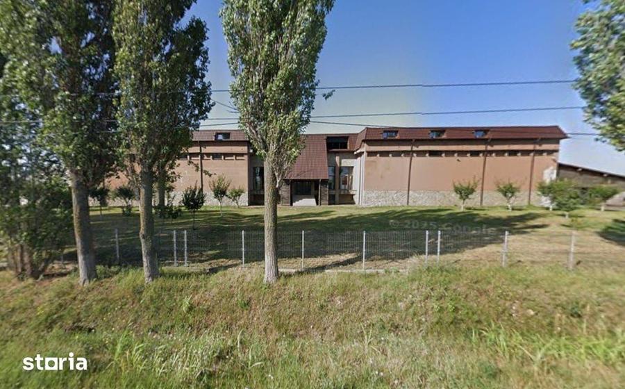 Spațiu comercial, de 1,560 mp, în Valea Călugărească