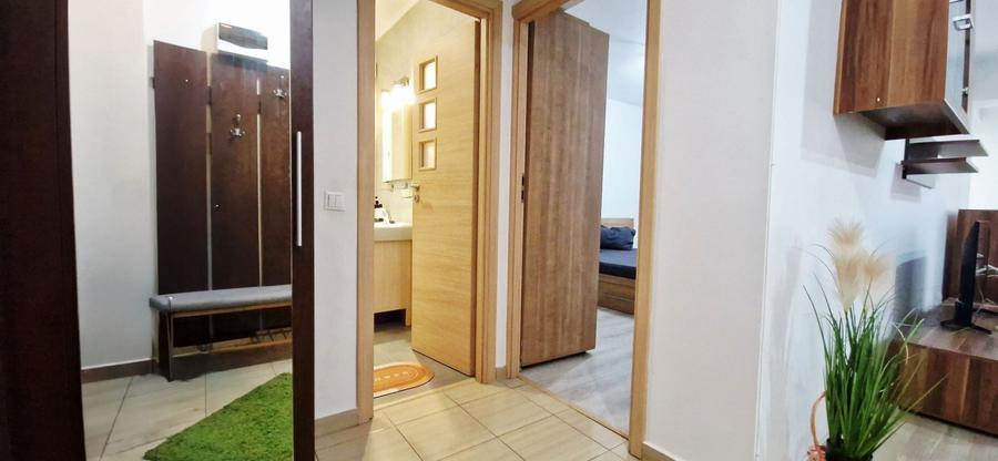 Apartament cu 2 camere decomandat, mobilat în Valea Ialomiței