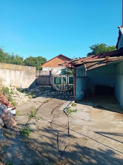 Casă cu 4 camere cu Canalizare în Dealu Viei