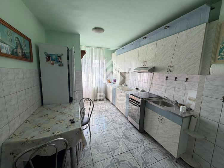 Apartament cu 2 camere semidecomandat în Nord-Est