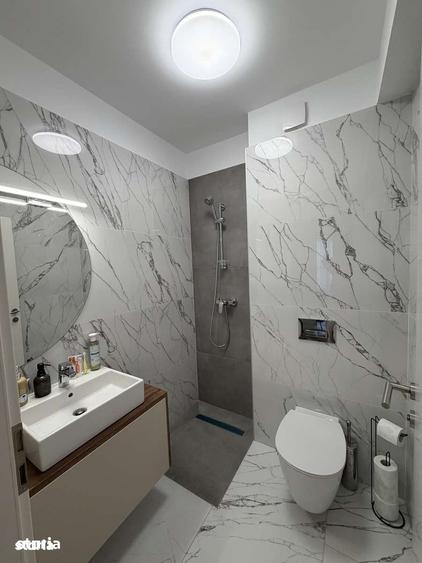 Apartament cu 3 camere în Rahova