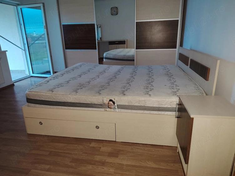 Casă cu 5 camere cu Teren 300 Mp în Central
