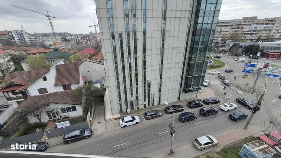 Apartament cu 4 camere în Brazda lui Novac