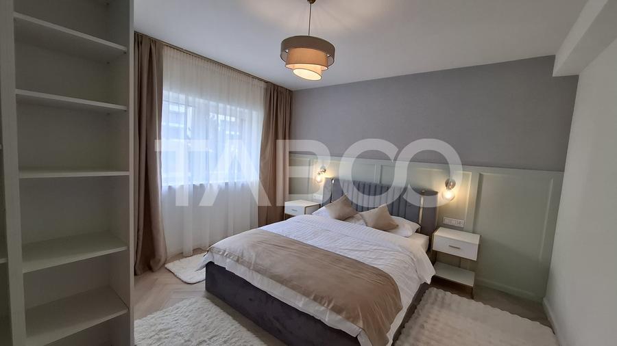 Penthouse cu 5 camere decomandat, mobilat în Industrial Vest