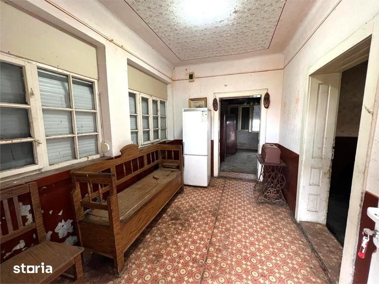 Casă cu 3 camere cu Teren 1850 Mp în Odoreu