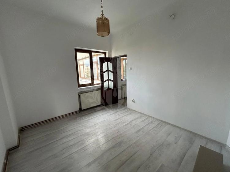 Spațiu comercial, de 160 mp, în Central