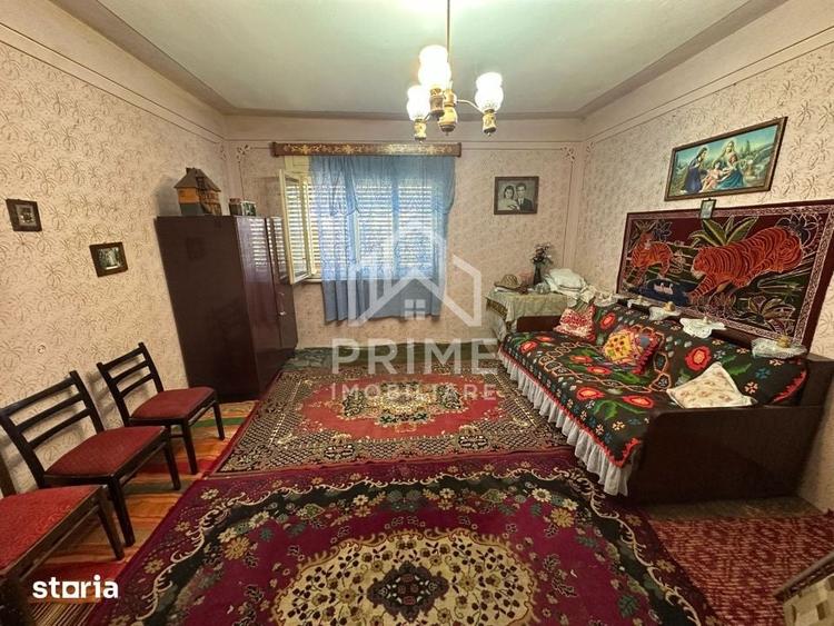 Casă cu 2 camere cu Teren 477 Mp în Central