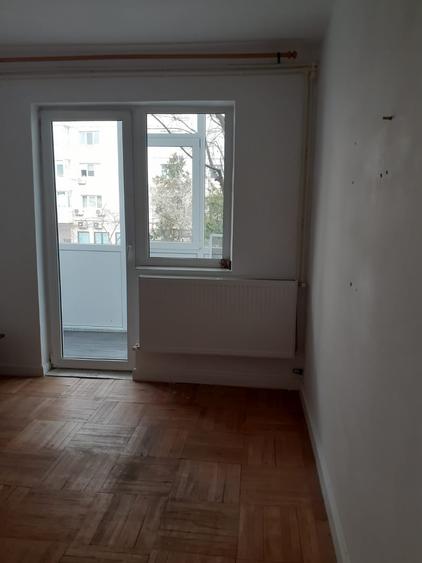 Exclusivitate-Casa de Cultura,2cam,centrala gaz,nemobilat,balcon,termen lung - 4