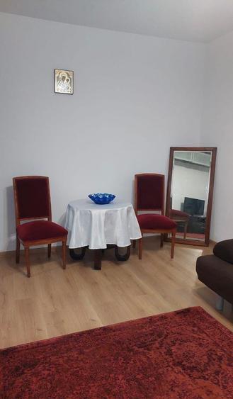 Garsonieră decomandată în Tineretului
