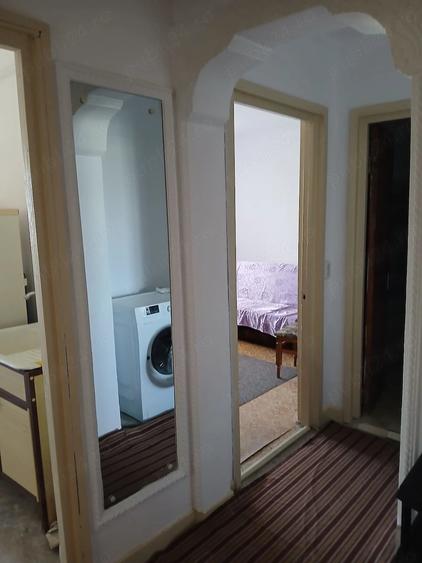 Apartament cu 2 camere decomandat în Prundu