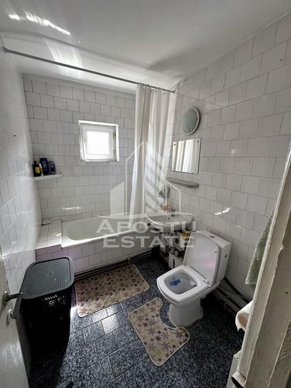 Apartament cu 2 camere semidecomandat, mobilat în Freidorf