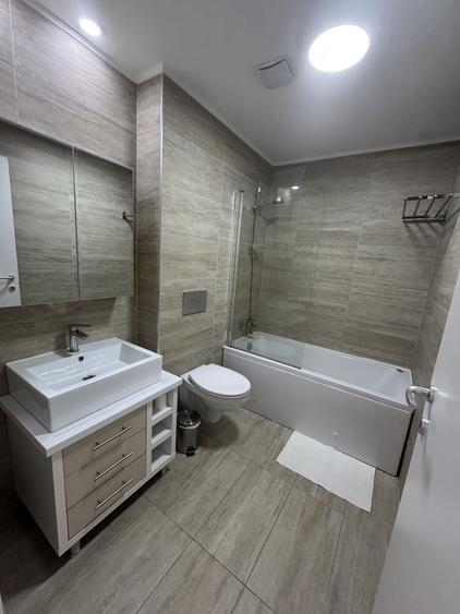 Apartament Spatios 3 camere Cosmopolis - 1