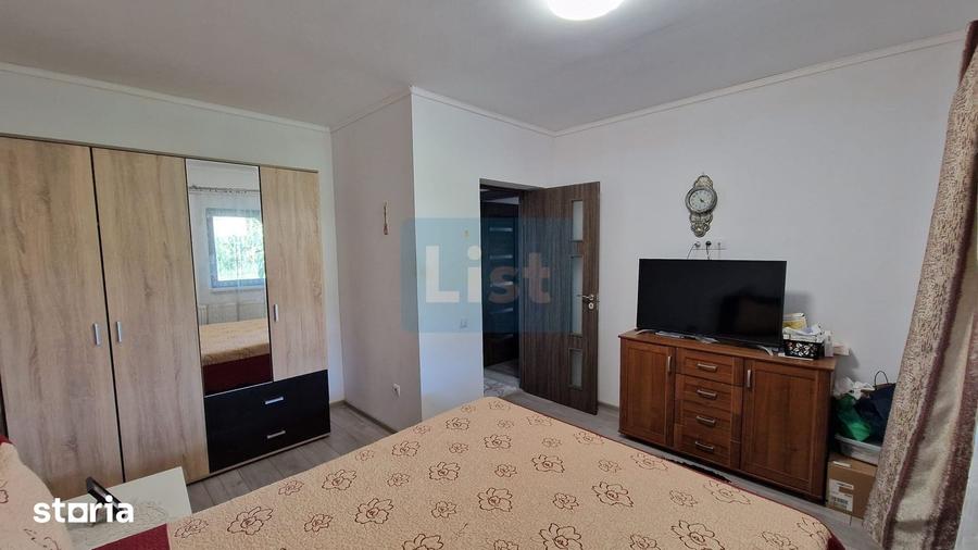Casă cu 5 camere cu Teren 720 Mp în Central