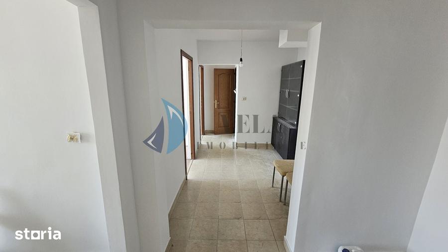 Apartament cu 3 camere decomandat în Tudor