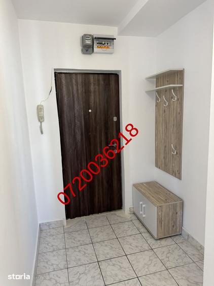 Apartament cu 3 camere decomandat în Drumul Taberei