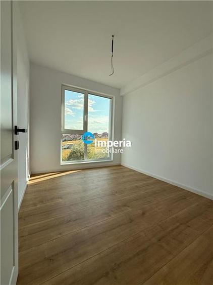 Apartament cu 2 camere decomandat în Rediu