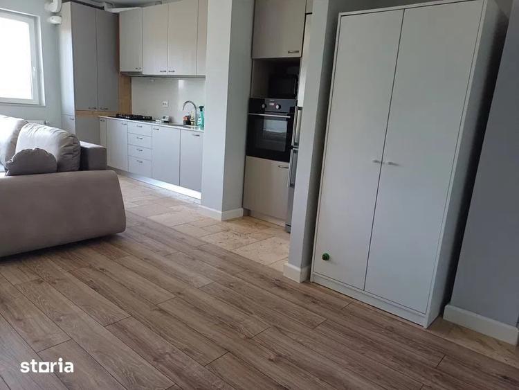 Apartament cu 2 camere semidecomandat în Sopor