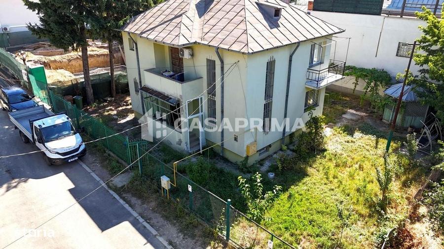 Casă cu 3 camere în Copou