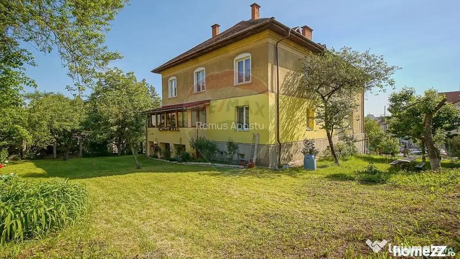 Apartament cu poten?ial investi?ional pe Dealul Ceta?ii Brasov - Brasov (Brasov)