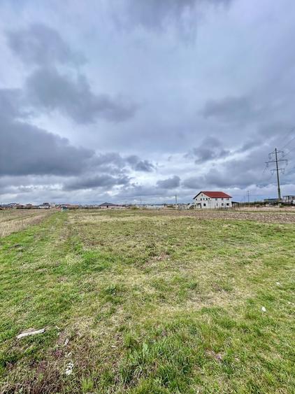 Teren Construcții intravilan de 1391 mp, în Sânmartin