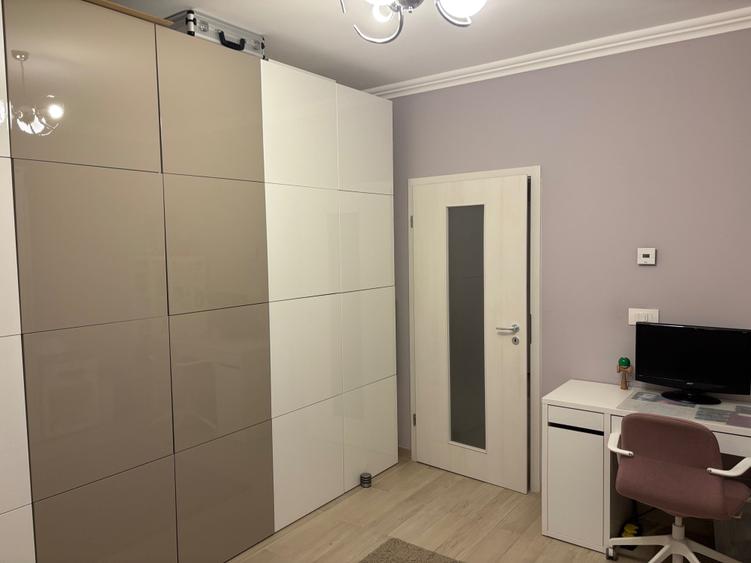 Apartament cu 2 camere decomandat în Dumbrăvița