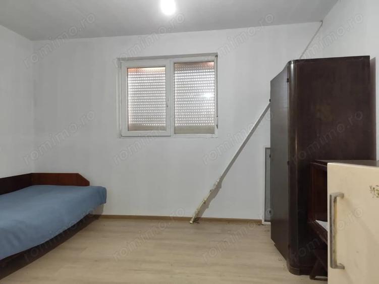 Casă cu 2 camere cu Teren 4600 Mp în Calea Mare