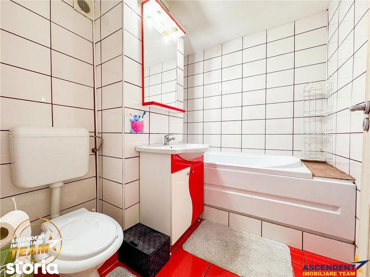 Apartament cu 3 camere, mobilat în Gării