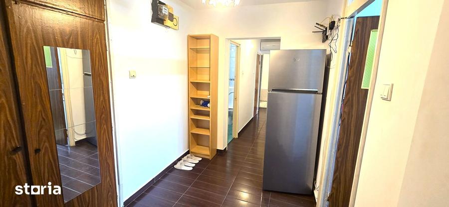 Apartament cu 3 camere decomandat în Crângași