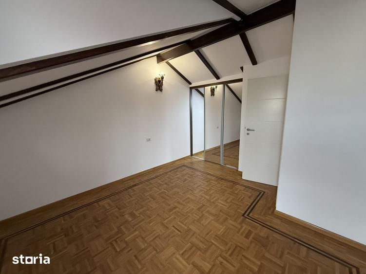 Casă cu 3 camere cu Teren 1500 Mp în Marginea