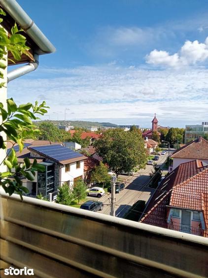 Apartament cu 3 camere în Cantemir