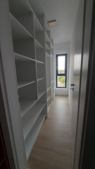 Apartament cu 2 camere decomandat, mobilat în