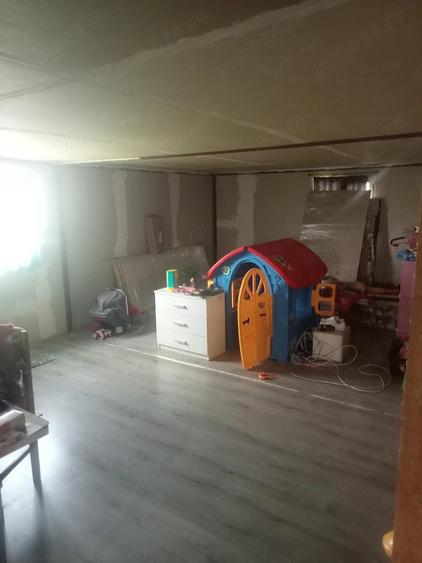 Casă cu 3 camere cu Teren 290 Mp în Gușterița