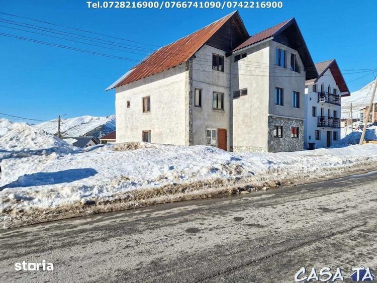Casă cu 3 camere cu Teren 125 Mp în Central