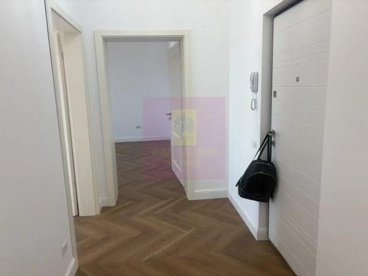 Apartament cu 2 camere decomandat în Drumul Sării