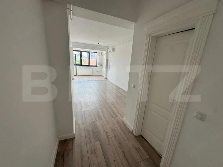 Apartament cu 2 camere semidecomandat în Smârdan