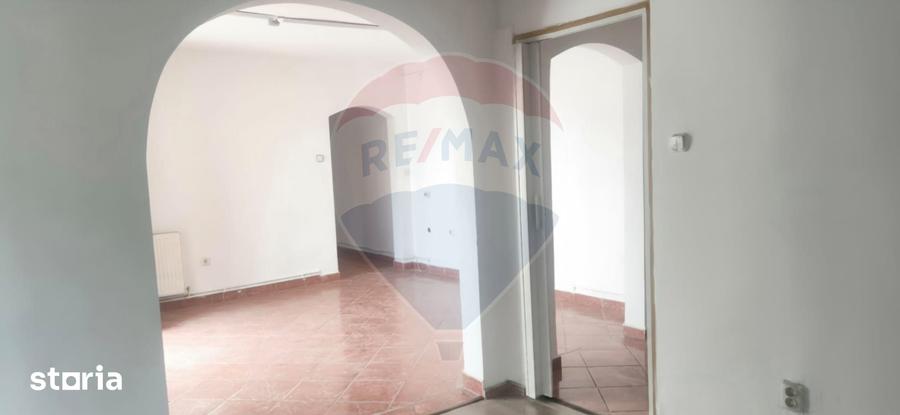 Spațiu comercial, de 62 mp, în Central
