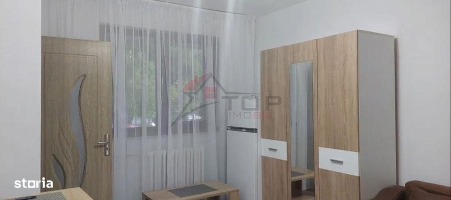Garsonieră în Podu Roș